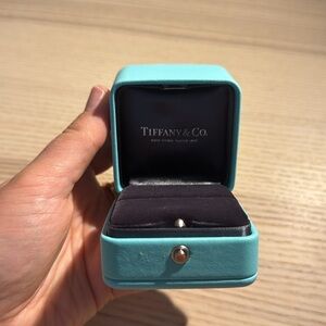 Tiffany ring box